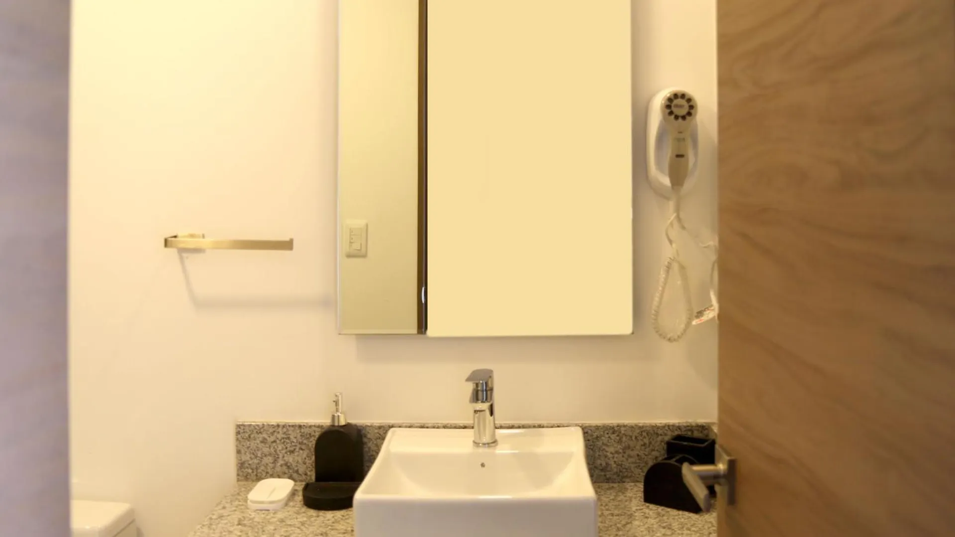 Quiet Amazing Loft Apartment Quito
